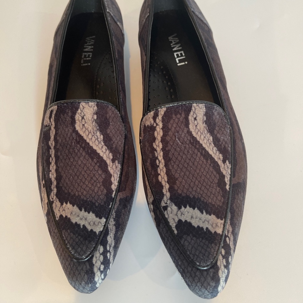 Vaneli Women's Pointed Snake-Print Flats in Black and Gray